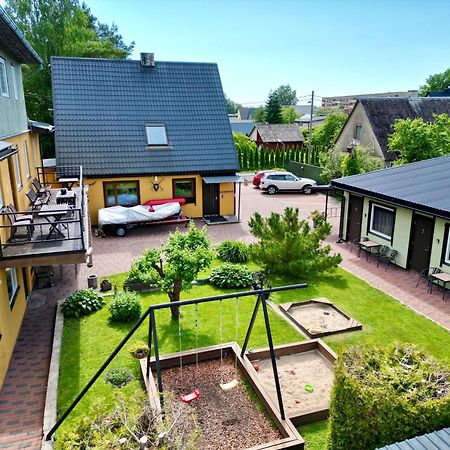 Guesthouse Maenniku Pärnu Dış mekan fotoğraf